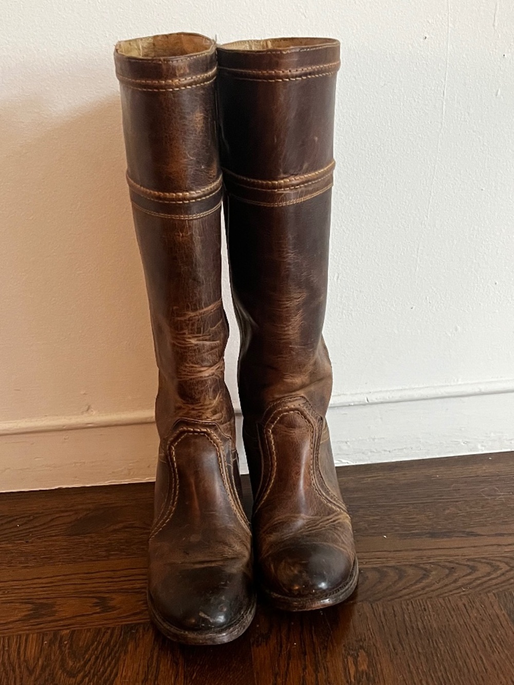 Antique brown Frye Jane 14L Boots - Picture 3 of 10